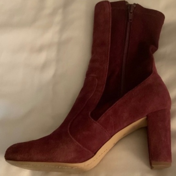 Rose/burgundy suede bootie - Picture 1 of 5